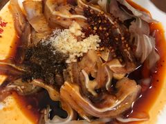 凉拌耳朵-温记府廟豆汤饭·始于1955年(海椒店)