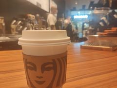 -星巴克臻选(北京太阳宫凯德店)