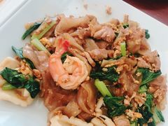 海鲜炒河粉-Dang restaurant (patong phuket)