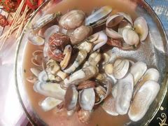 -虾弄弄海派小龙虾·牛羊蝎子火锅