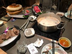 -捞王锅物料理(上海世茂广场店)