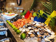 自助取餐区-美食汇·海鲜自助西餐厅·江门富力万达嘉华酒店