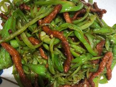 青椒牛肉丝-董厨煨汤馆(车站路店)