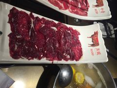 吊龙-左庭右院鲜牛肉火锅(新梅广场店)