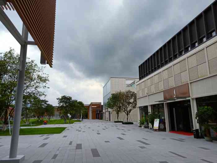 华润赤河广场-"赤河广场环境优美,空气好,遛娃好去处,.