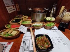 -独食火锅·半米屋台(直营总店)