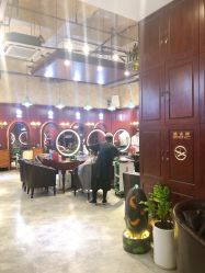 点击看大图 -十六番发型师事务所