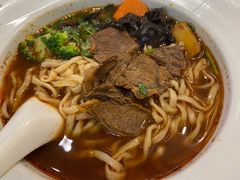 -贯一台湾牛肉面(八一七中路店)
