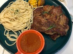 -丽莎沙拉轻食餐厅(国贸店)