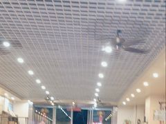 -70後铁锅炖(坡博总店)