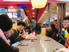 大堂-麦当劳(南京南站站外店)