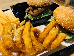 -The Habit Burger Grill 哈比特汉堡(复兴soho店)
