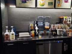 -星巴克(南通凤凰文化广场店)
