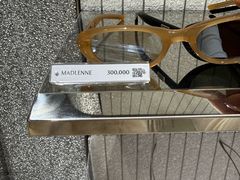 -Gentle Monster(Galleria百货狎鸥亭店)