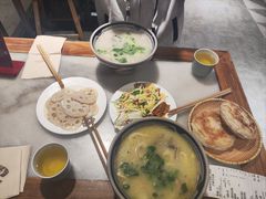 -虢国羊肉汤馆(政二街店)