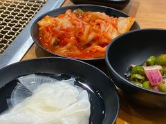 -肉甲韩国木炭烤肉(新壹街1店)