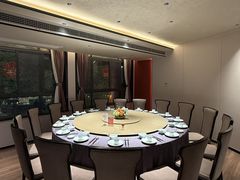 -湘知湘味(岳麓山店)