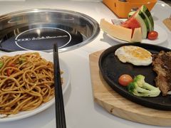 -享遇.锅姥姥牛排海鲜自助(小寨店)