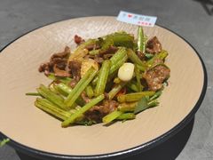 -佬太公海鸭·海鲜大排档(上海总店)