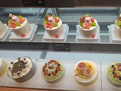 -罗森尼娜(德思勤店)