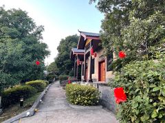 -龙女温泉度假酒店