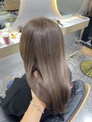 -Tloml salon