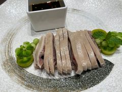 -泓历皇朝酒店(东亭店)