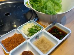 -唯成•韩国炭火烤肉 유성고기