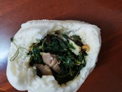 -白玉兰食品甜凤店(合生汇店)