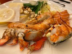 -怡咖啡海鲜自助餐厅(浦东香格里拉店)