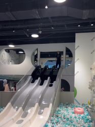 -MINI MARS KIDS CLUB亲子家庭中心(长宁天山店)