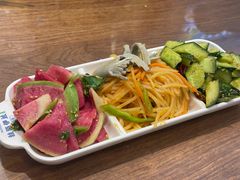 特色凉菜-丝路伊兰·兰州牛肉面(牛街总店)