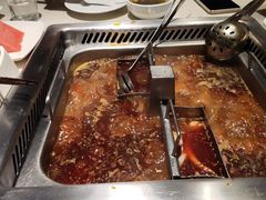 -海底捞火锅鲜切牛肉主题店(长寿路店)