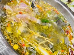 -乙丙丁正宗昭通天麻火腿鸡(总店)