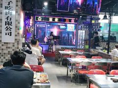 -马路牙子烧烤音乐酒馆(望京店)