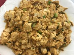 -连池鱼豆味坊(风景区店)