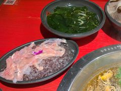 -谭鸭血老火锅(万象九宜城店)