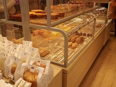 -好利来(高新枫叶广场店)