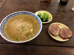 枫镇大肉面-同得兴 Since·1995 传统苏式面馆(嘉馀坊店)