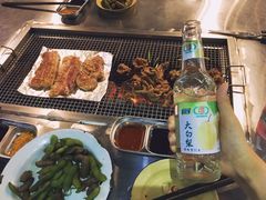 -马路牙子烧烤音乐酒馆(望京店)