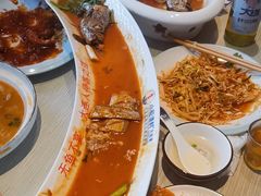 -小船渔村•大连菜•大连焖鱼(黄河路店)