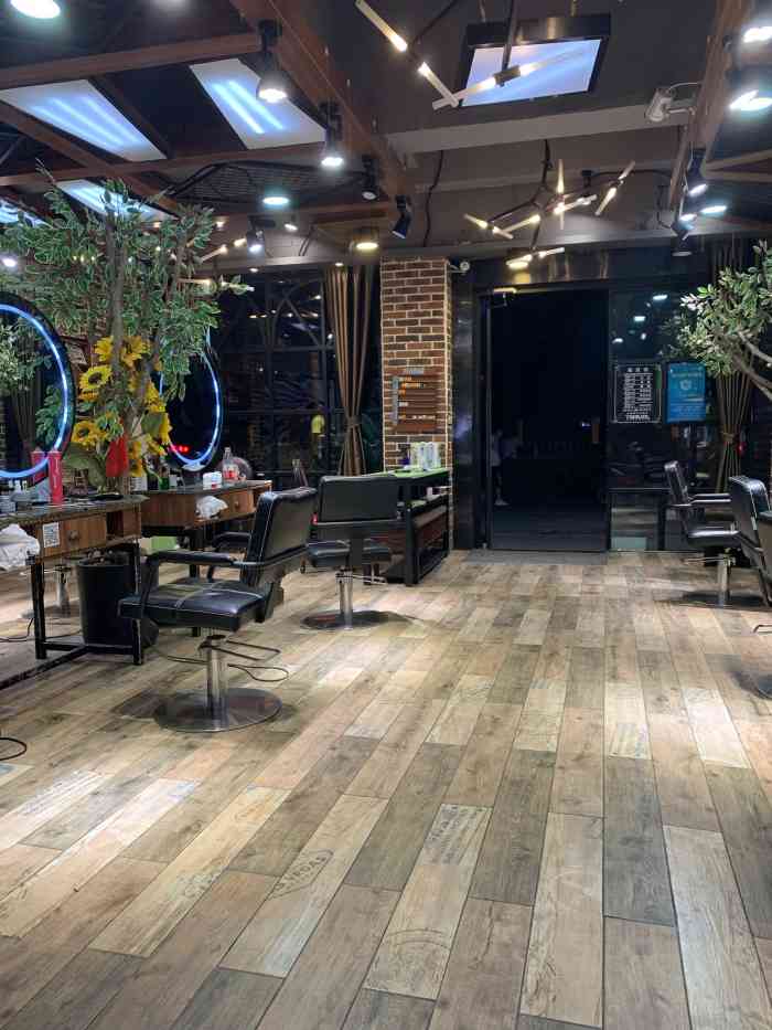 嘉琪造型(二分店)-"【项目】剪发剪发,效果还不错,说的要求.