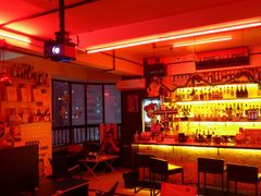 -Mx.cocktail bar