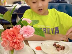 -马克西姆俄罗斯餐厅(通亚街店)