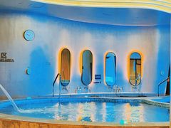 -涨巢·潮玩水疗局