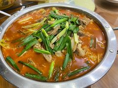 -前小桔亲子创意农场·草莓采摘·露营烧烤