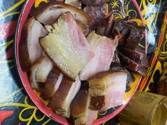 腊肉-金荞麦彝家美食