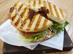 -Catch Bagel(芳草地店)