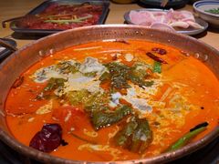 -洱火云南酸菜牛肉火锅(石景山当代商城店)