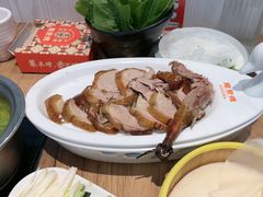 -龙聚德北京烤鸭(沙坪坝华宇A馆店)